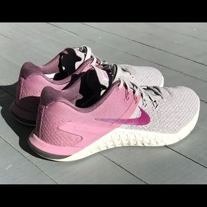 Women’s Nike Metcon 4